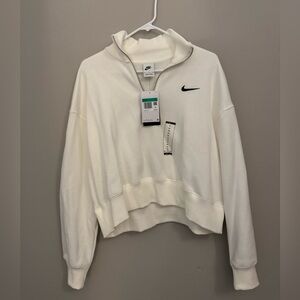 Nike sweatshirt cropped